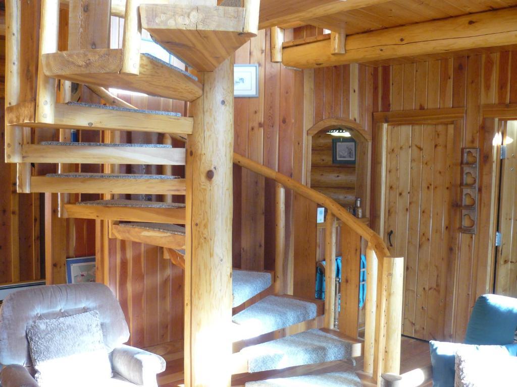 Hitching Post Resort Келоуна Стая снимка